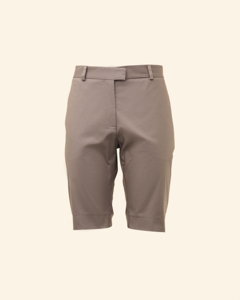 Bermuda in gabardina di Cotone